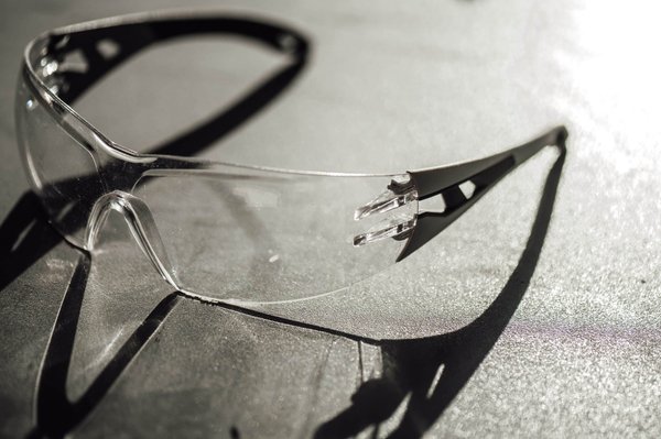 Comment éviter les griffures sur les meubles grâce à un griffoir ?